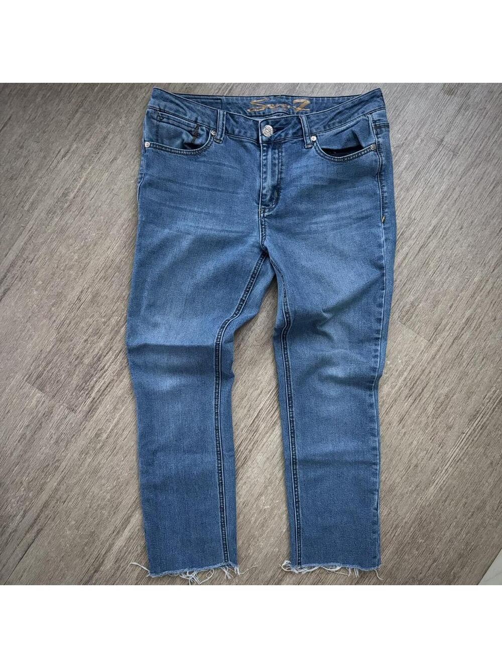 Seven7 Women's Blue Jeans